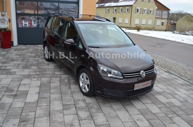 Volkswagen Touran Trendline/1Hd/Navi/7-Sitze/PDC/SHZ/6-Gang