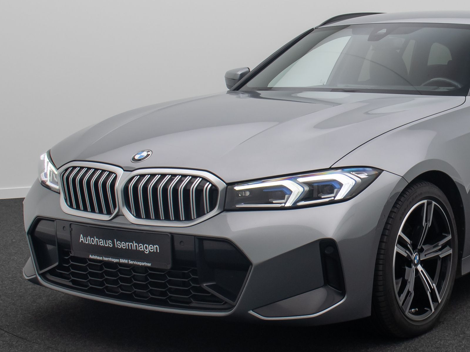 Fahrzeugabbildung BMW 320d M Sport HUD DAB Kamera HiFi Fernlic Komfort