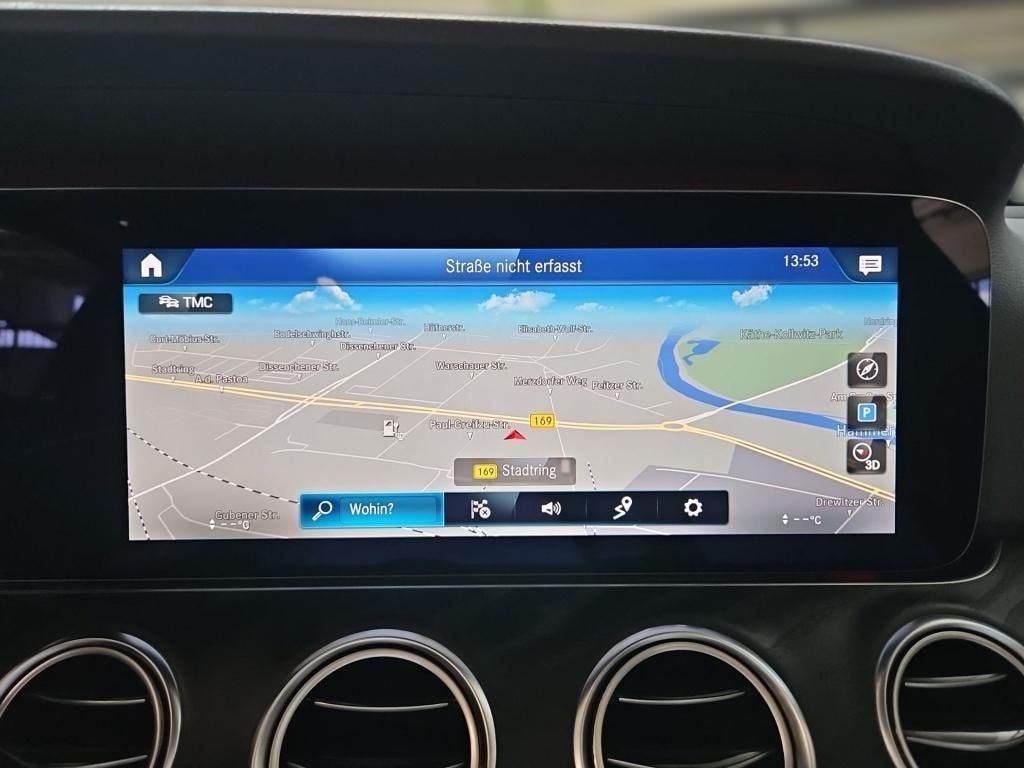 Fahrzeugabbildung Mercedes-Benz E 300 de T 4M AHK ACC Memo HUD LED KeyLess 360°