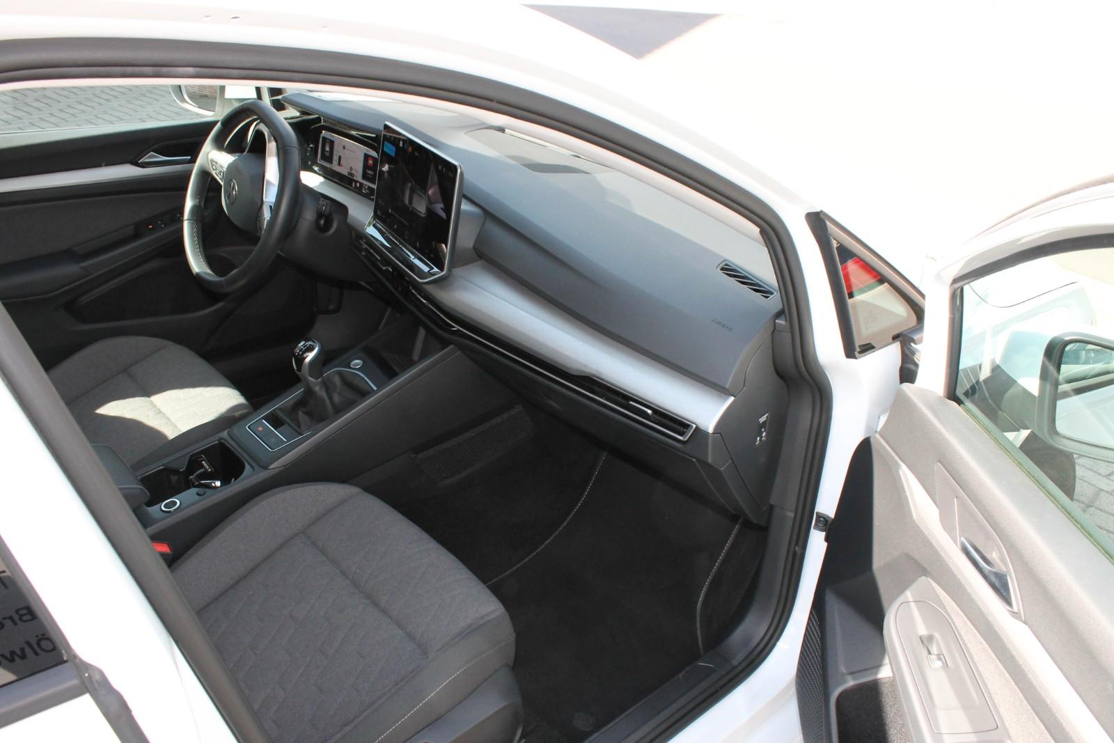 Volkswagen Golf VIII Lim. 1.5 TSI Life-Navi-AHK, миниатюра 8