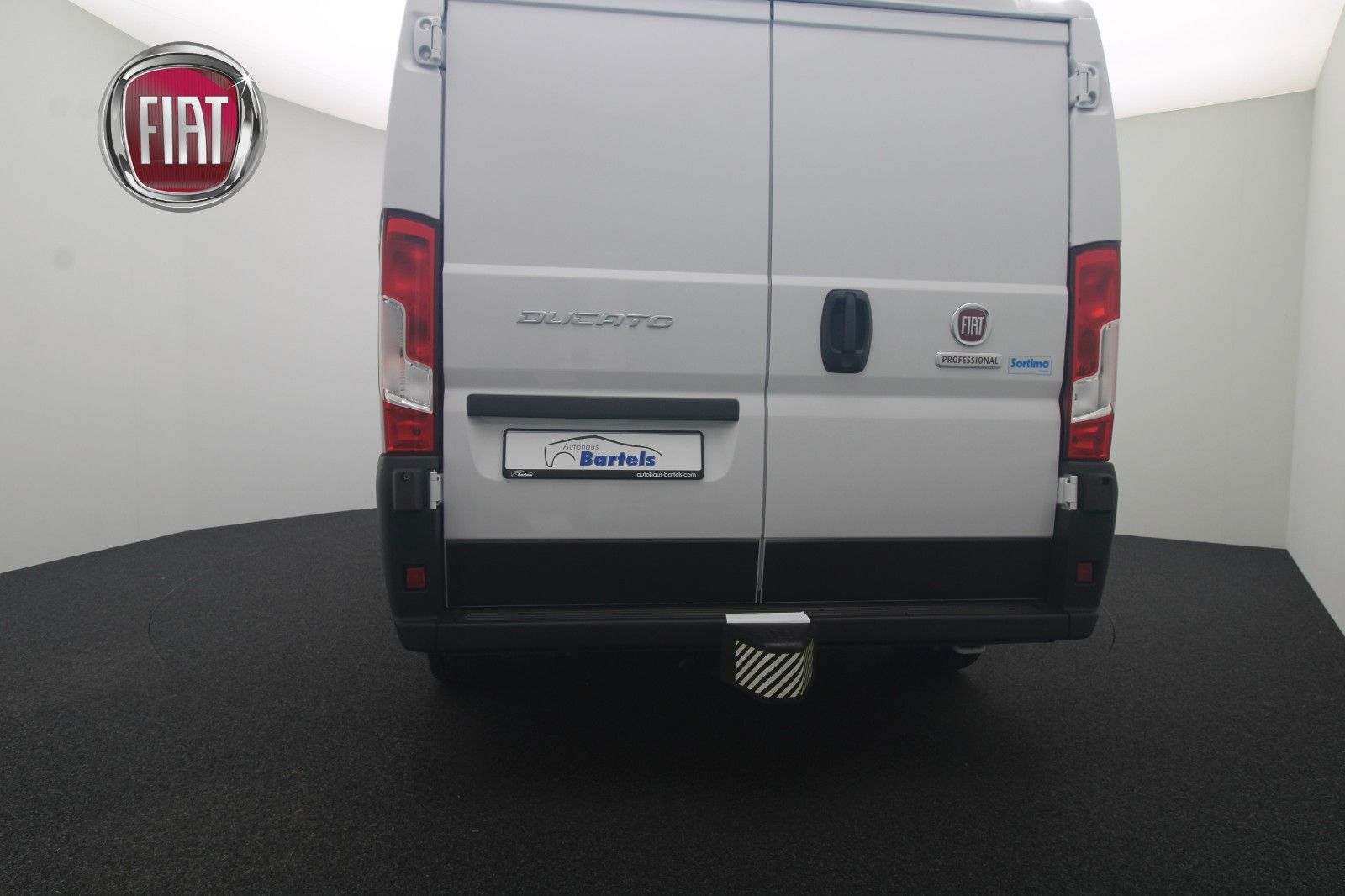 Fahrzeugabbildung Fiat Ducato Serie 9 L1H1 120 MJT SORTIMO AHK