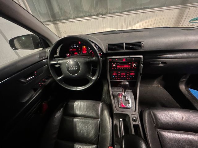 Audi !! AUDI A4 1.9 TDI !!! ANGEBOT