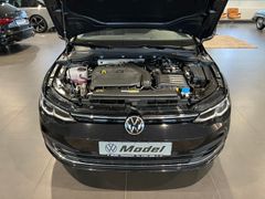 VW Golf 1.5 TSI Active | LED | Navi | App | DAB VW Golf 1.5 TSI Active | LED | Navi | App | DAB