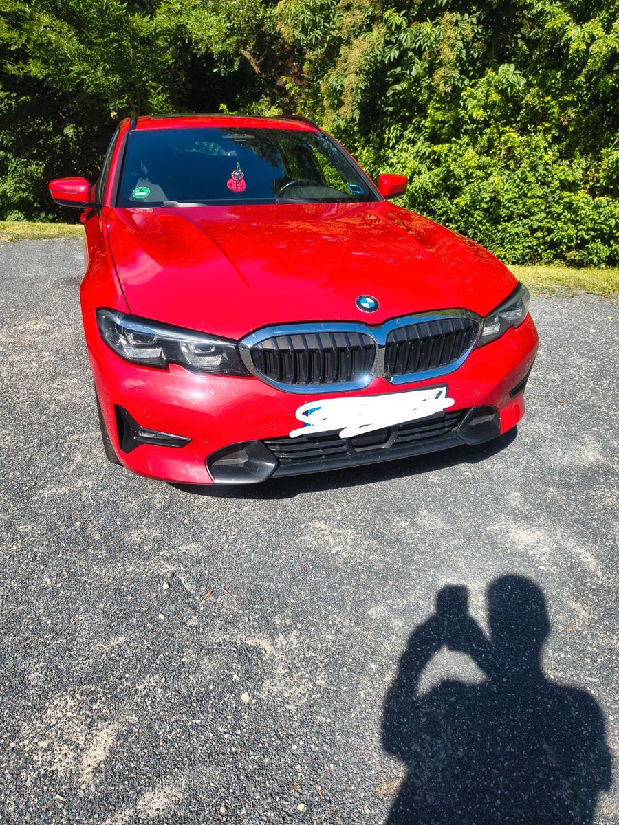 BMW 320d Touring Sport Line Automatik AHK Standheizu