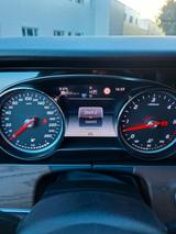 Mercedes-Benz E 400 d 4MATIC Autom. - - Mercedes-Benz E 400 mit Diesel-Antrieb: Limousine