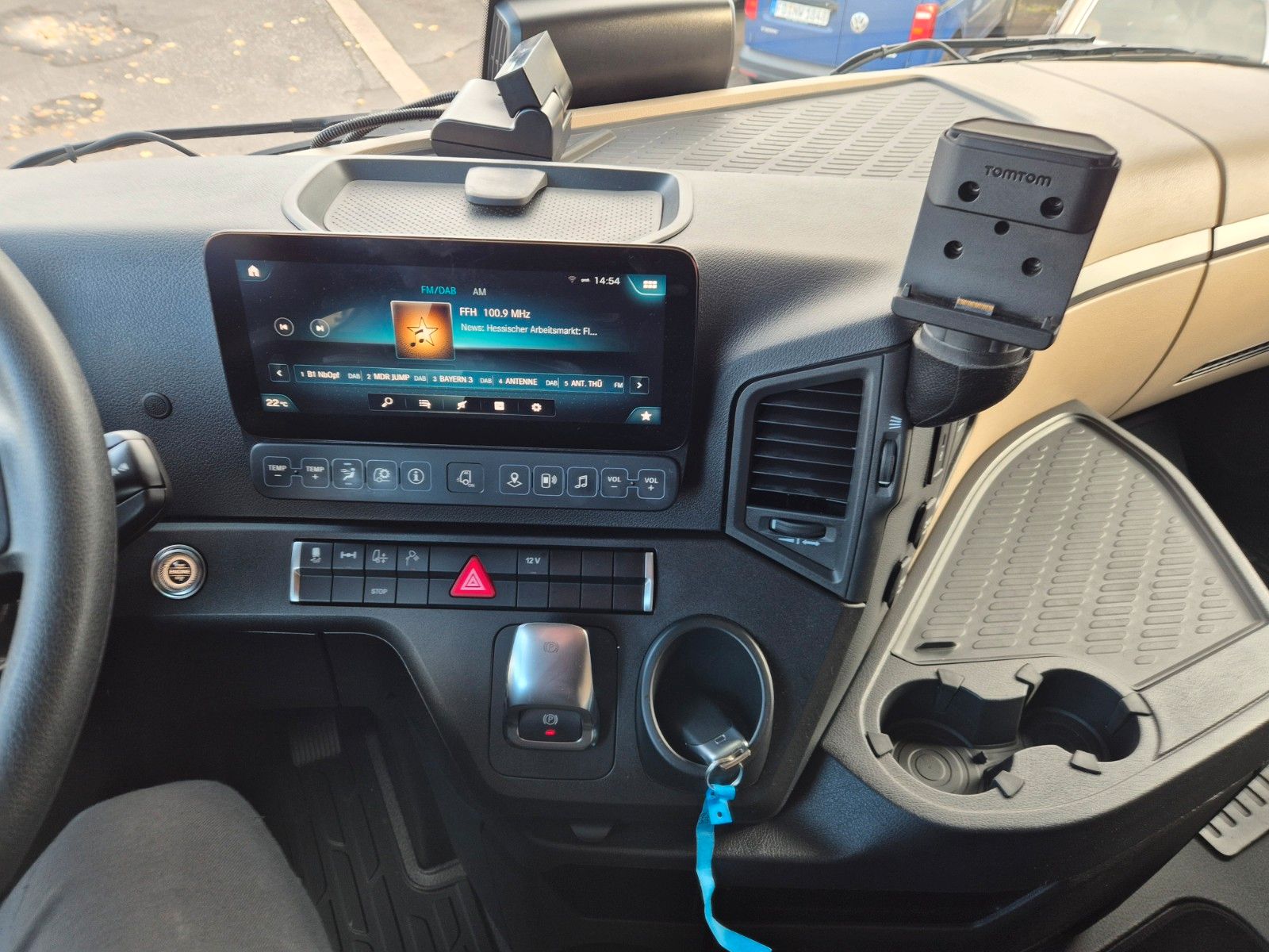 Fahrzeugabbildung Mercedes-Benz Actros 1848 LS Öl-Retarder Standklima BigSpace