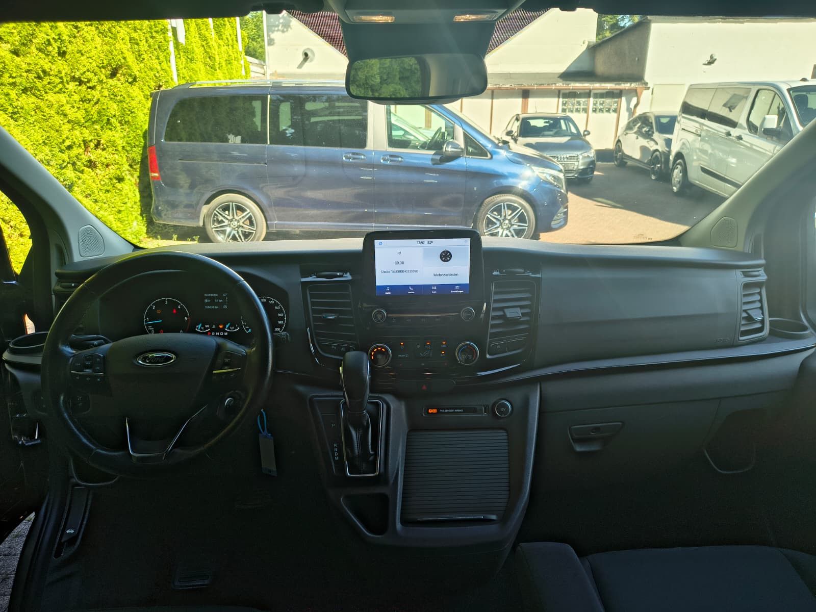Fahrzeugabbildung Ford Tourneo Custom 320 Aut. L2 BI-XEN+SHZ+CARPLAY+8S