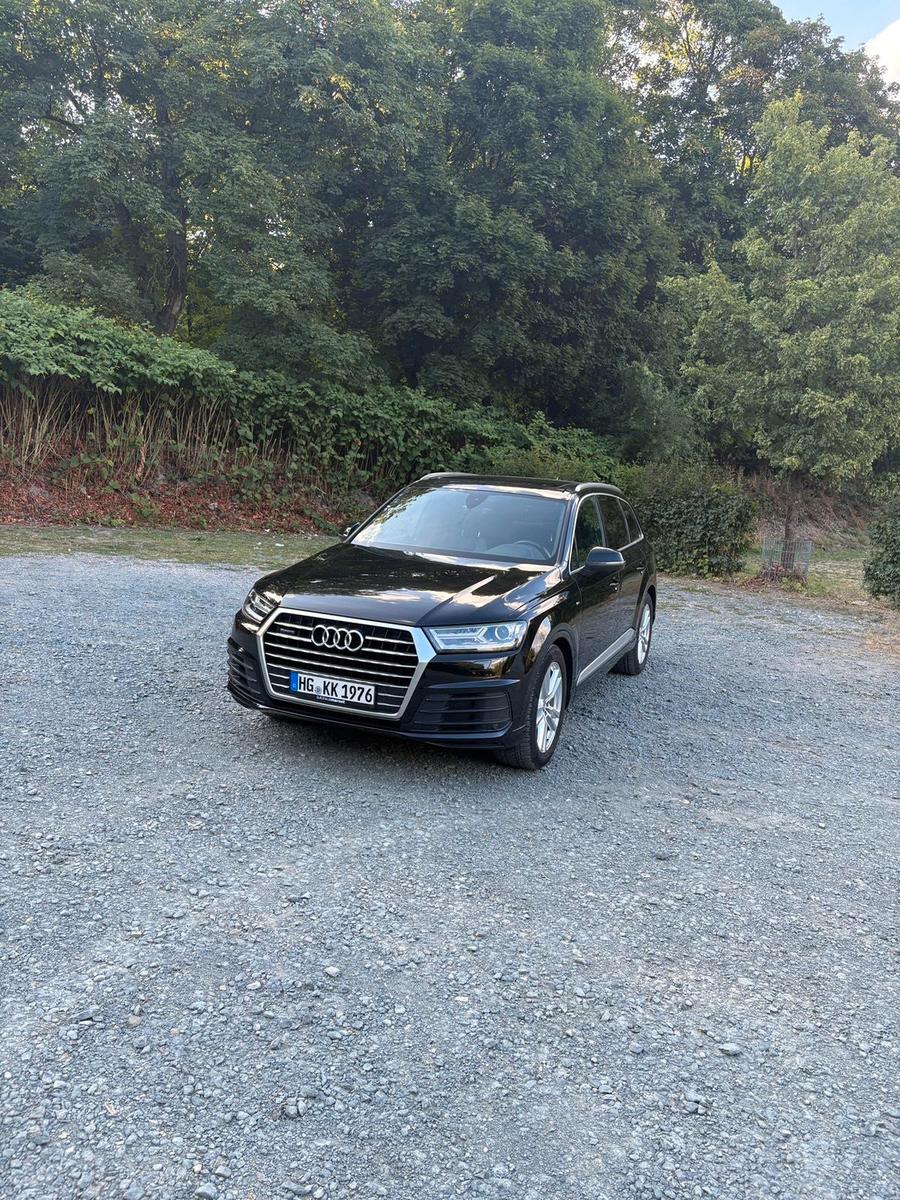 Audi Q7 3.0 TDI quattro S line Navi Kamera 7 Sitze