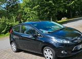 Ford Auto für kurze und lange Strecken - Ford Fiesta aus 2012: ST