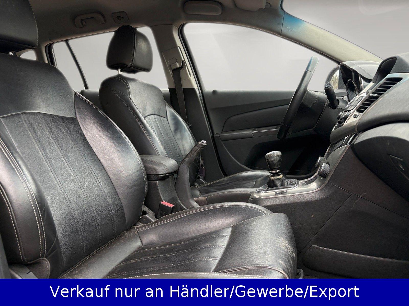 Chevrolet Cruze 2012 — photo 13