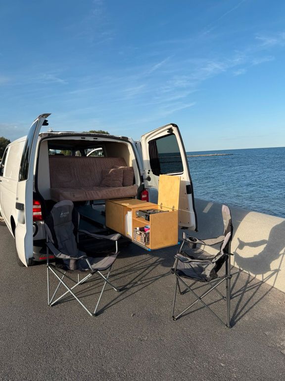 Image of Volkswagen T6 Transporter