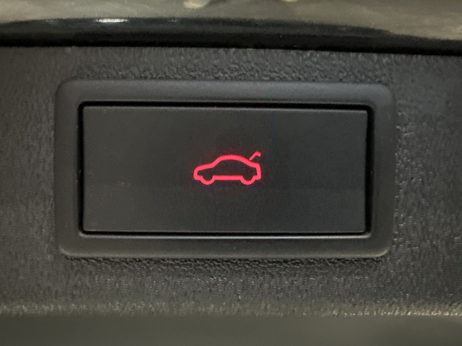 Fahrzeugabbildung SKODA Enyaq  iV 80 Sport Plus NAV+LED+KAM+VC+20ZO+1HD