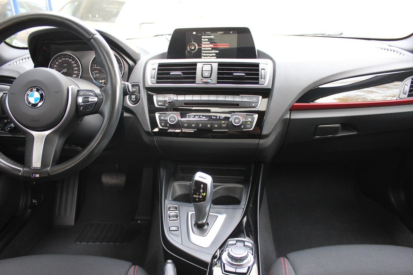 BMW 120iA SportLine-Navi-Glasdach-HiFi-Kamera-2.Hand foto 4