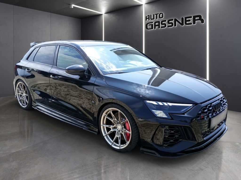 Fahrzeugabbildung Audi RS3 SPORTBACK 2.5 TFSI MAXTON-BK CARBON-DS KW
