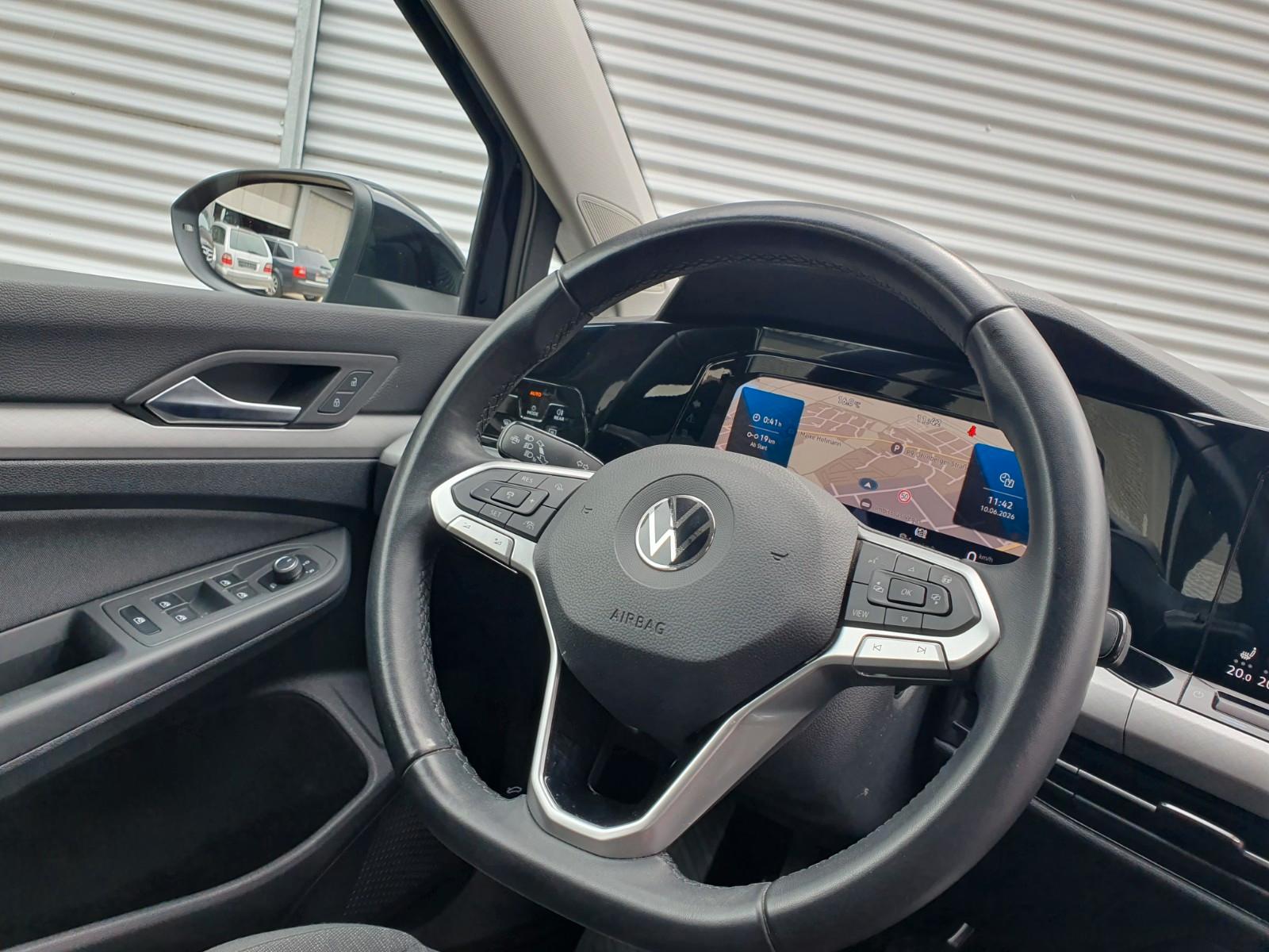 Volkswagen Life*ACC*LANE - ASS* lenkr.Heizung-*1.HAND*