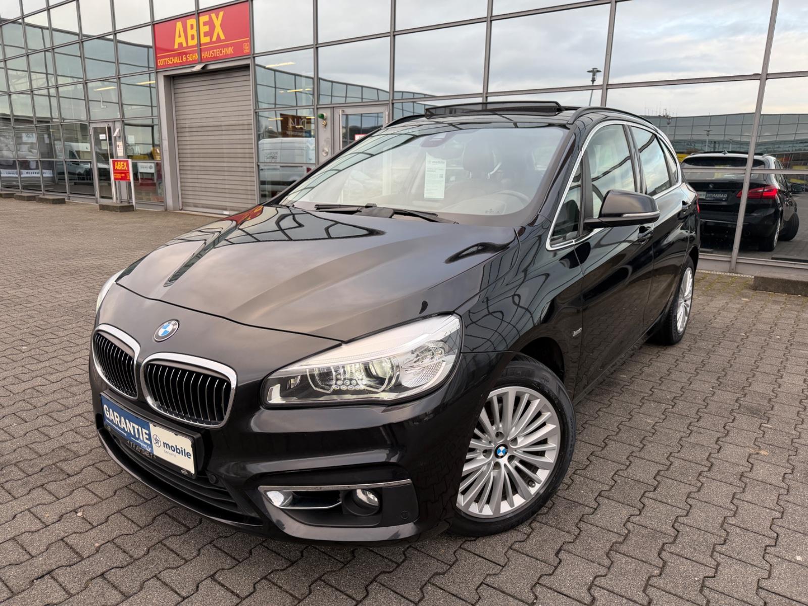 BMW 218i Active Tourer*Luxury *Panorama*Navi*Kamera