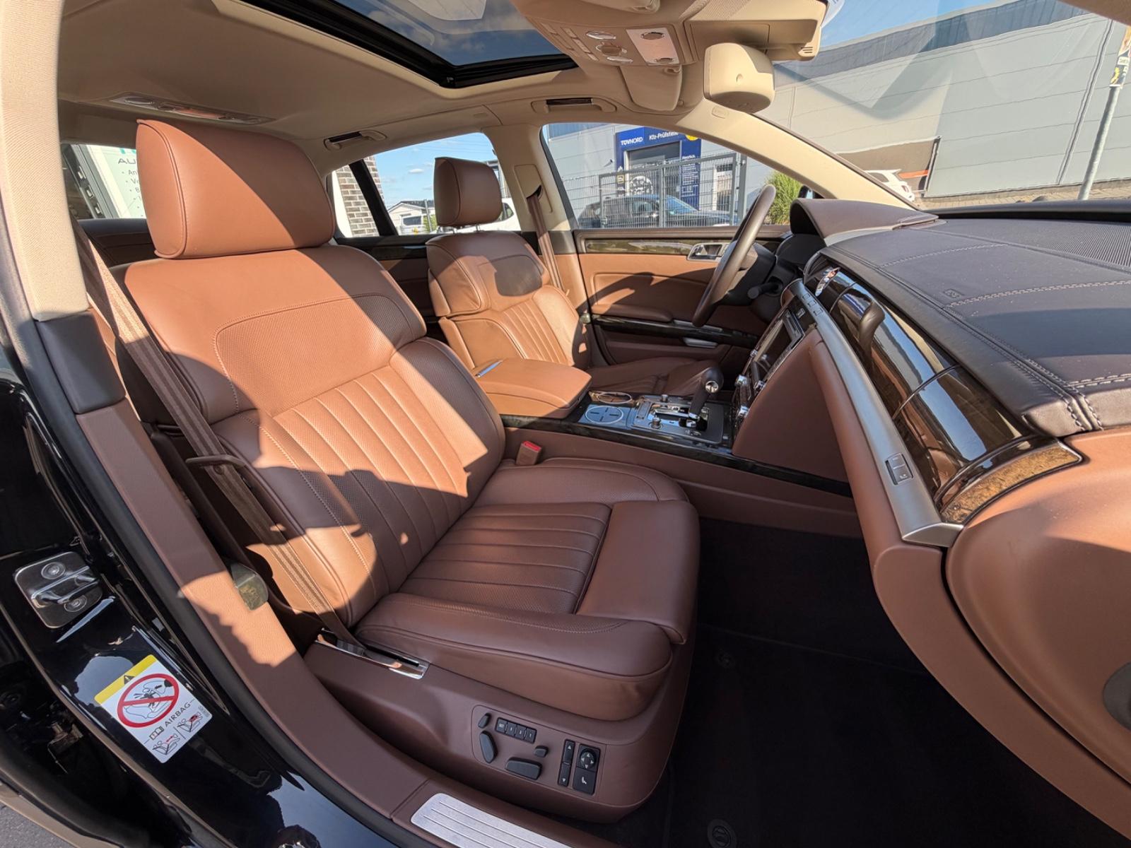 Volkswagen Phaeton 4.2 V8*EXCLUSIVE*ACC*S-DACH*STHZ*TOP*