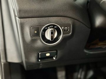 Fahrzeugabbildung Mercedes-Benz GLA 200 Style *Navi *PDC *1.Hand