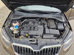 SKODA Yeti Adventure 4x4 2.0TDI 150PS AHK Xenon Mwst.