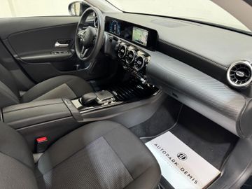 Mercedes CLA 220 Shooting Brake - 12