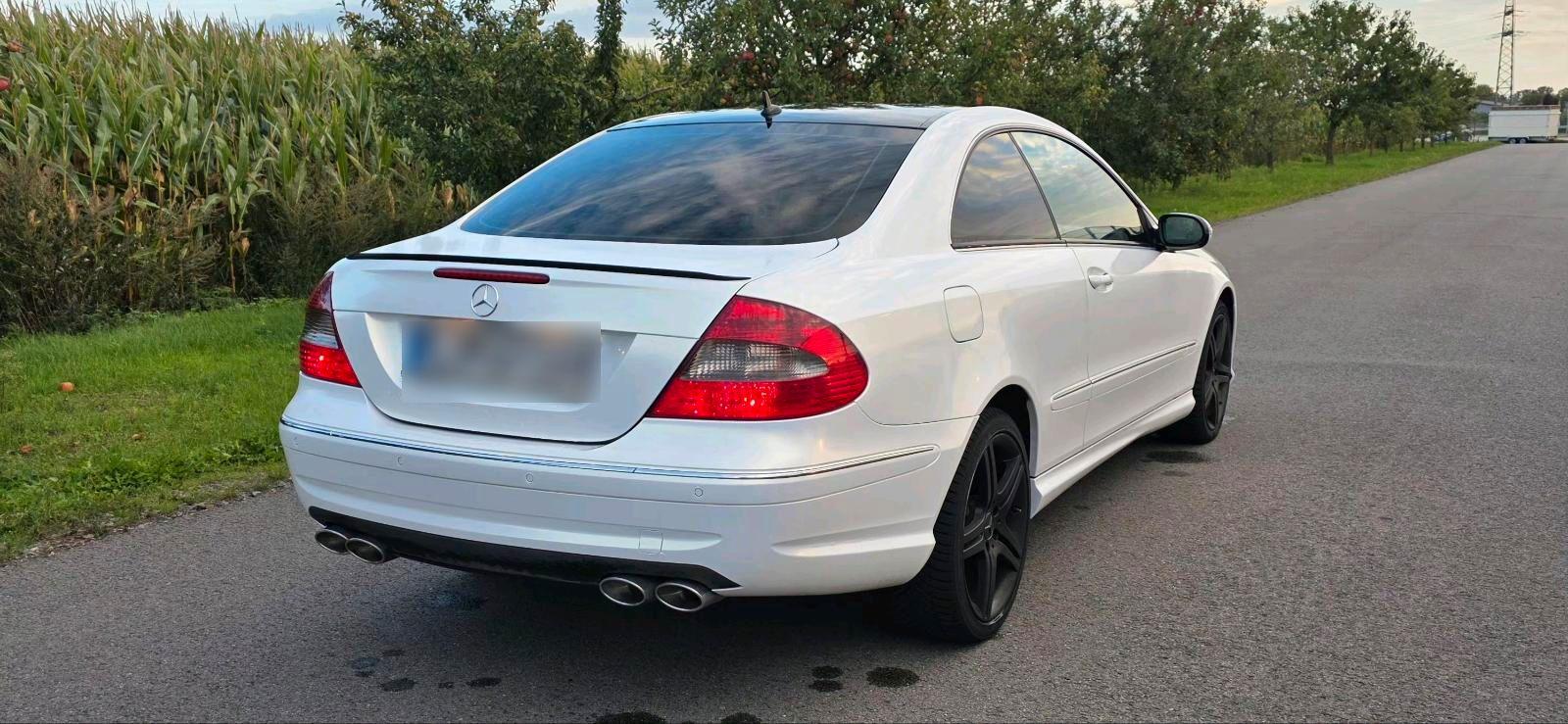 Mercedes-Benz CLK 220
