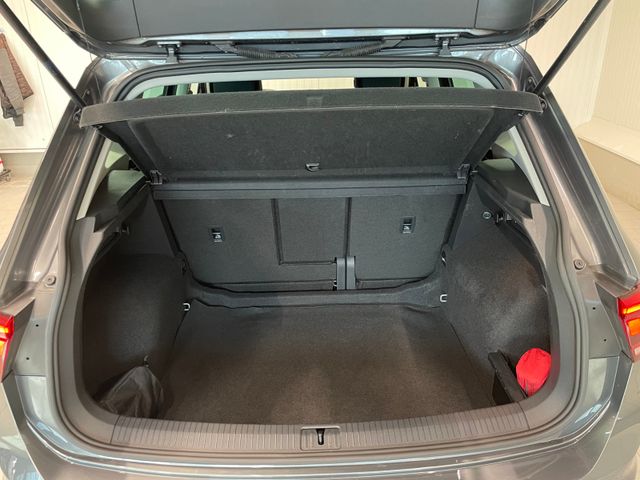 Tiguan Comfortline 1.5 TSI DSG AHK NAVI LED