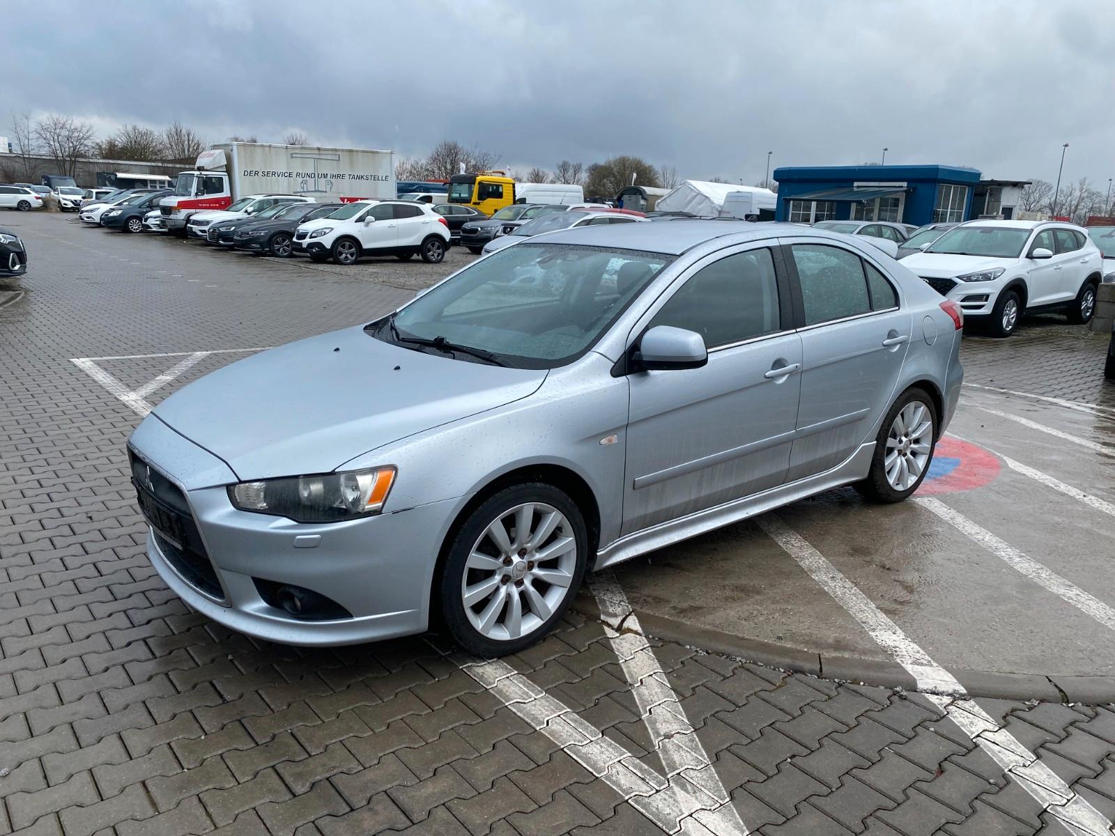 Mitsubishi Lancer Sportback Inform