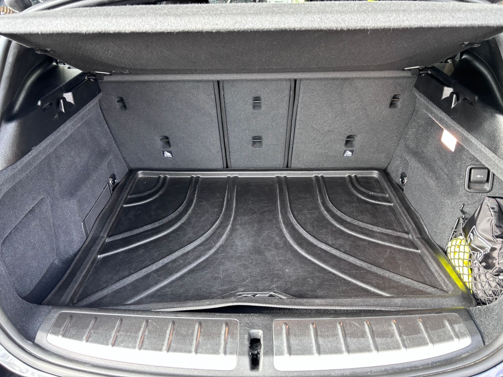 Fahrzeugabbildung BMW X2 xDrive M35 i HUD RFK LED