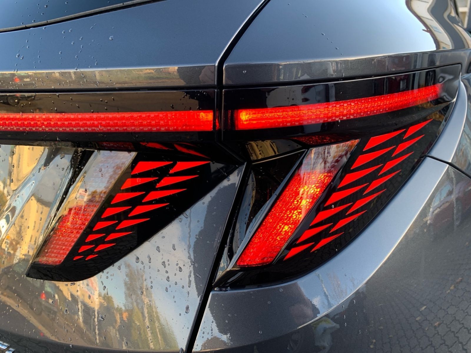 Fahrzeugabbildung Hyundai TUCSON 1.6 T-GDI Trend Plug-In Hybrid 4WD 1Hd