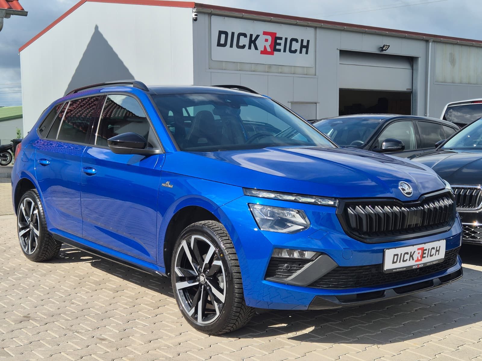 Fahrzeugabbildung SKODA Kamiq 1.5 TSI DSG Monte Carlo PANO*MATRIX*5J.GAR