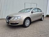 Volkswagen Passat 3C Lim - SITZHEIZUNG - AUTOMATIK - 1.HAND - gebrauchte Volkswagen Passat aus dem Jahr 2006