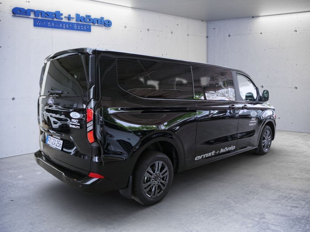 Ford Tourneo Custom 320 L2H1 VA Autm. Titanium imagem 3