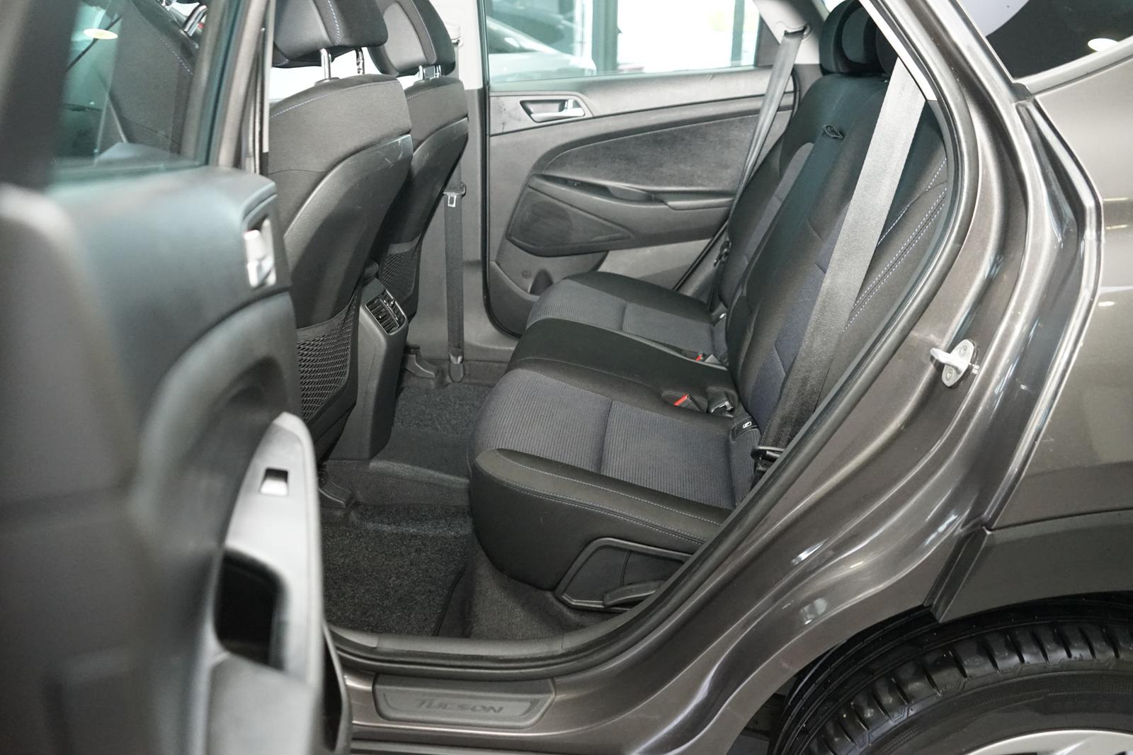 Hyundai Tucson Intro Edition 4WD+NAVI+KAMERA+TOT WINKEL+