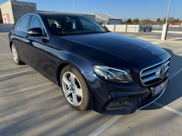 Mercedes-Benz E 220 d 4MATIC-360Kamera-HeadUp-LED-AHK