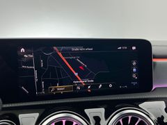 MERCEDES-BENZ CLA 35 AMG / PERFORMANCE / NUR 53.tKM / 4x4 / MERCEDES-BENZ CLA 35 AMG / PERFORMANCE / NUR 53.tKM / 4x4 /