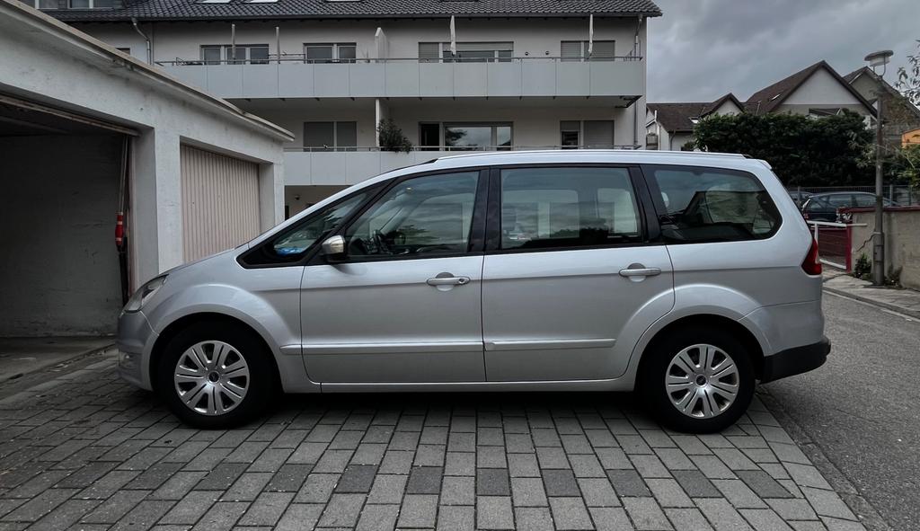 Ford Galaxy 2,0 TDCi 103kW *Scheckheft gepflegt*