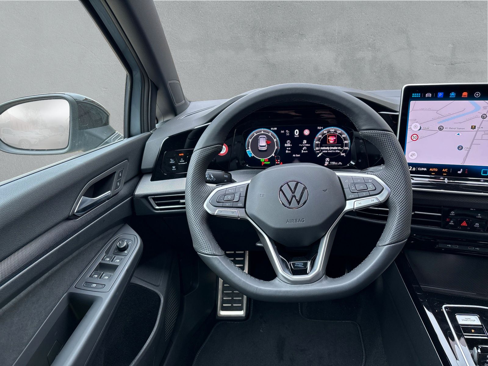 Fahrzeugabbildung Volkswagen Golf R-Line 1,5 eTSI 110kW 7-Gang DSG