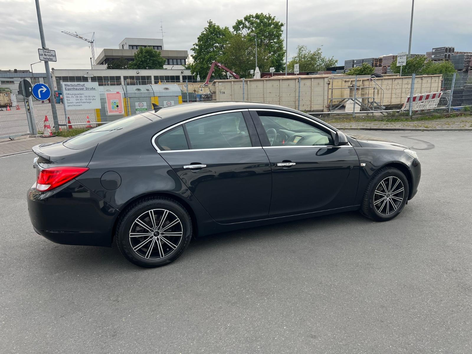 Opel Insignia Innovation 4x4 Limousine Leder Navi2440