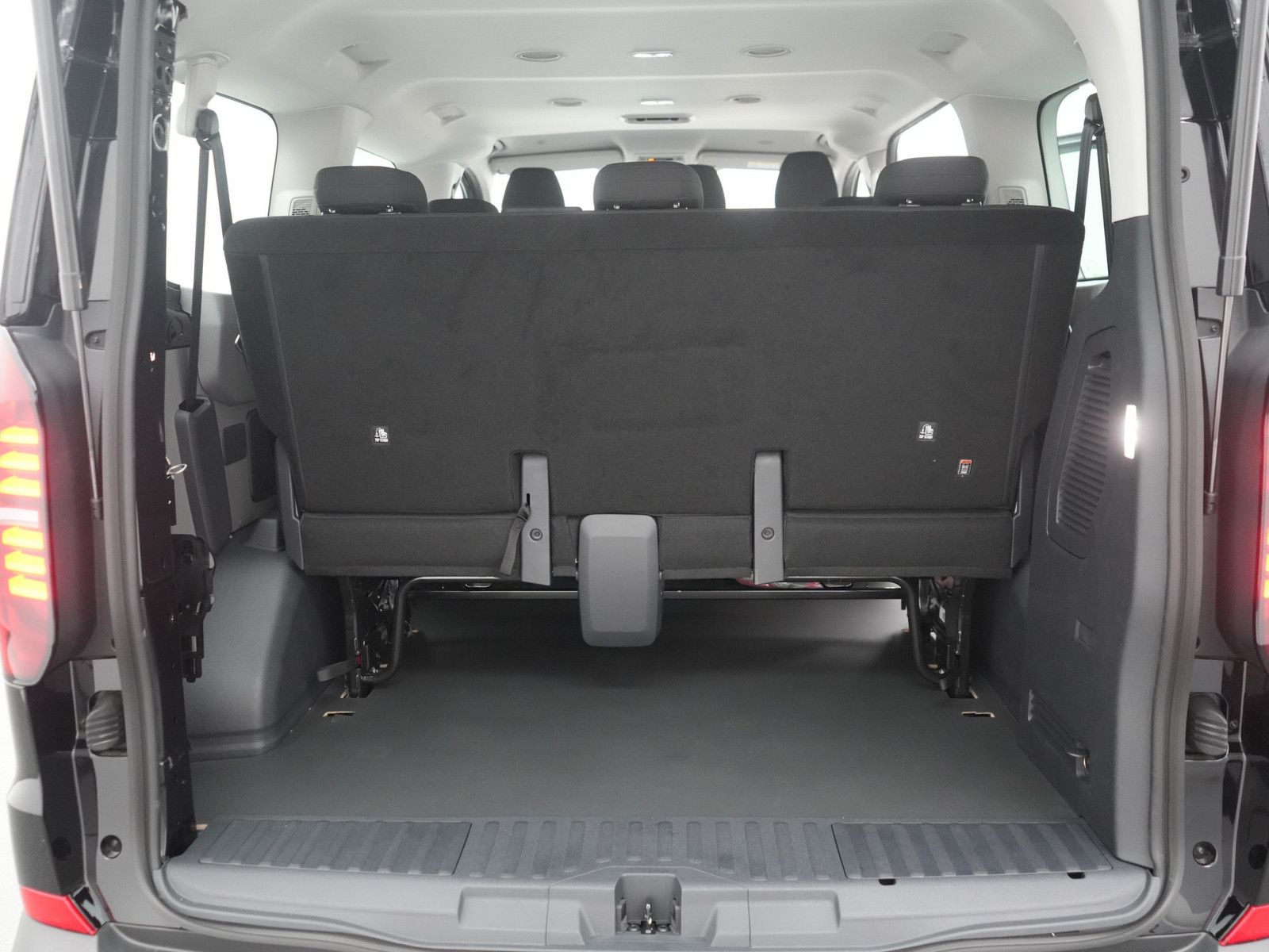 Volkswagen T7 Transporter - Bild 18