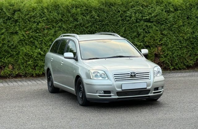 Toyota Avensis Kombi 1.8 Sol