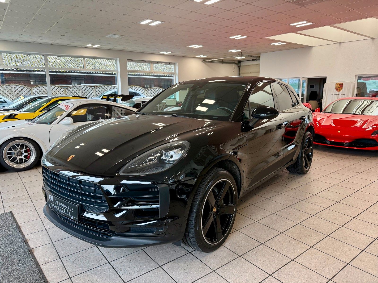 Fahrzeugabbildung Porsche Macan S PDK AHK/21"Zoll/DAB/LED
