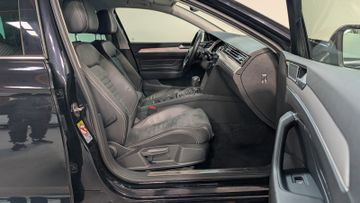 Volkswagen Passat 2.0 TDI Elegance ACC+KAM+MATRIX+AHK