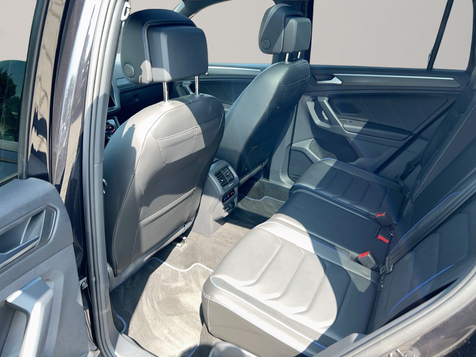 Tiguan R 4Motion 2.0 TSI, NP:  81.825,--, Abgas