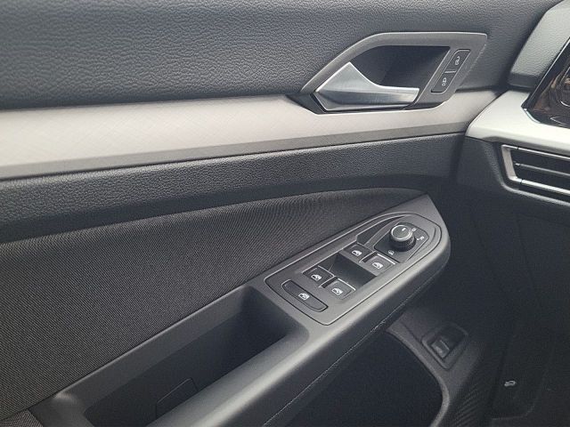 Golf VIII Variant 2.0 TDI Navi Xenon Standhzg.