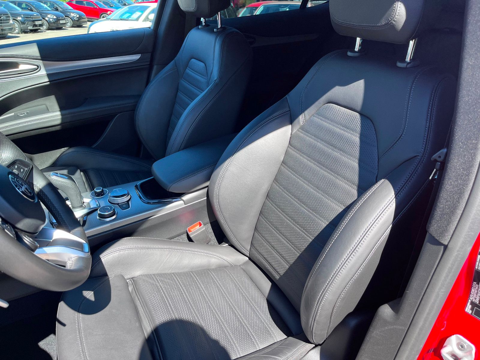 Fahrzeugabbildung Alfa Romeo Stelvio Veloce Q4 aAlrad
