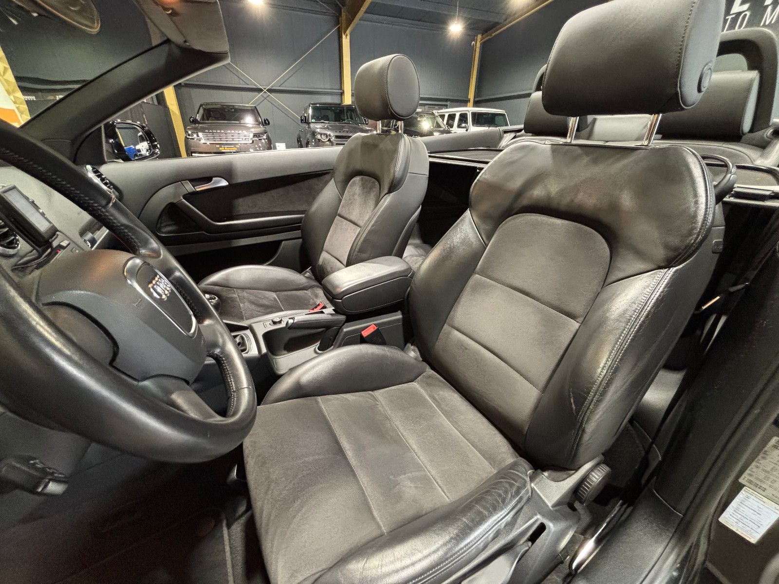 Fahrzeugabbildung Audi A3 Cabriolet Attraction/PDC/SHZ/KLIMA/ALCANTARA