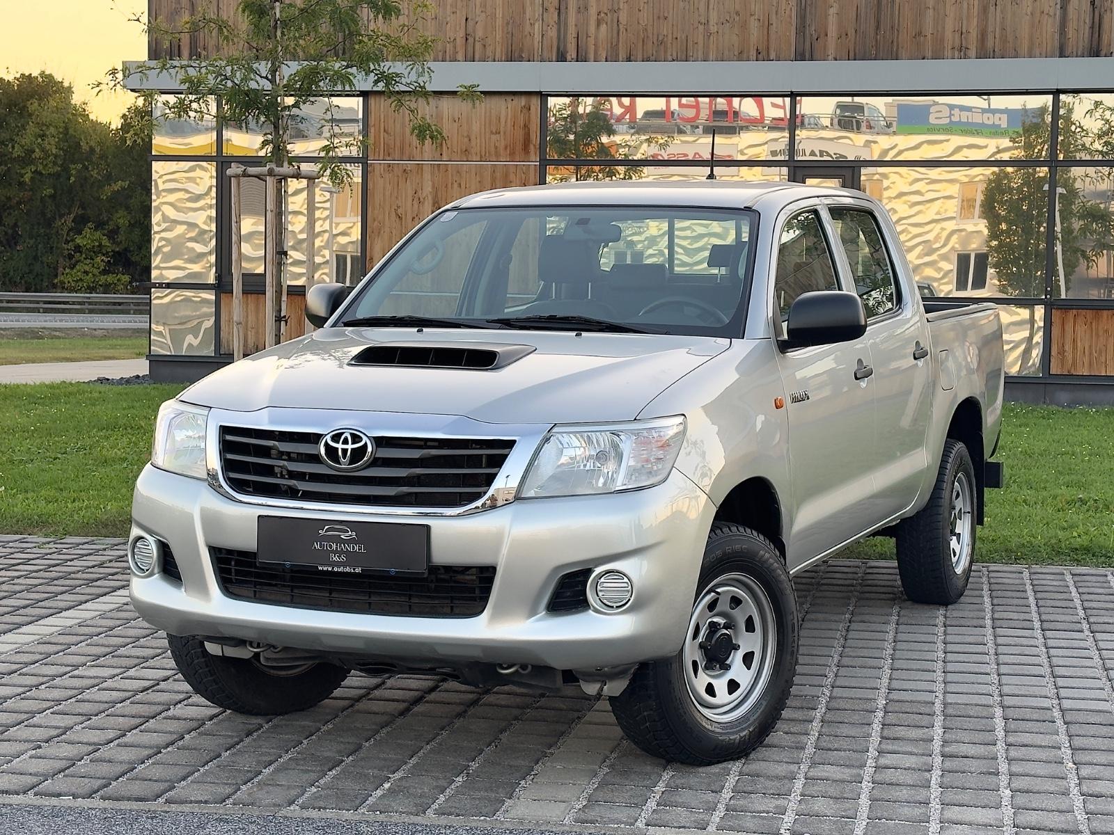 Toyota Hilux DK Country Double Cabine 2.5 D-4D 144ch 4x4 - 1 ère main - Révision faite - 65 000km - Carnet entretien