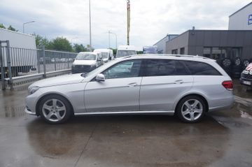 Mercedes E 200 - 4