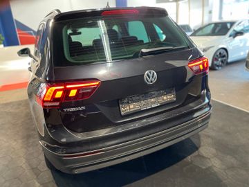 Volkswagen Tiguan - 10