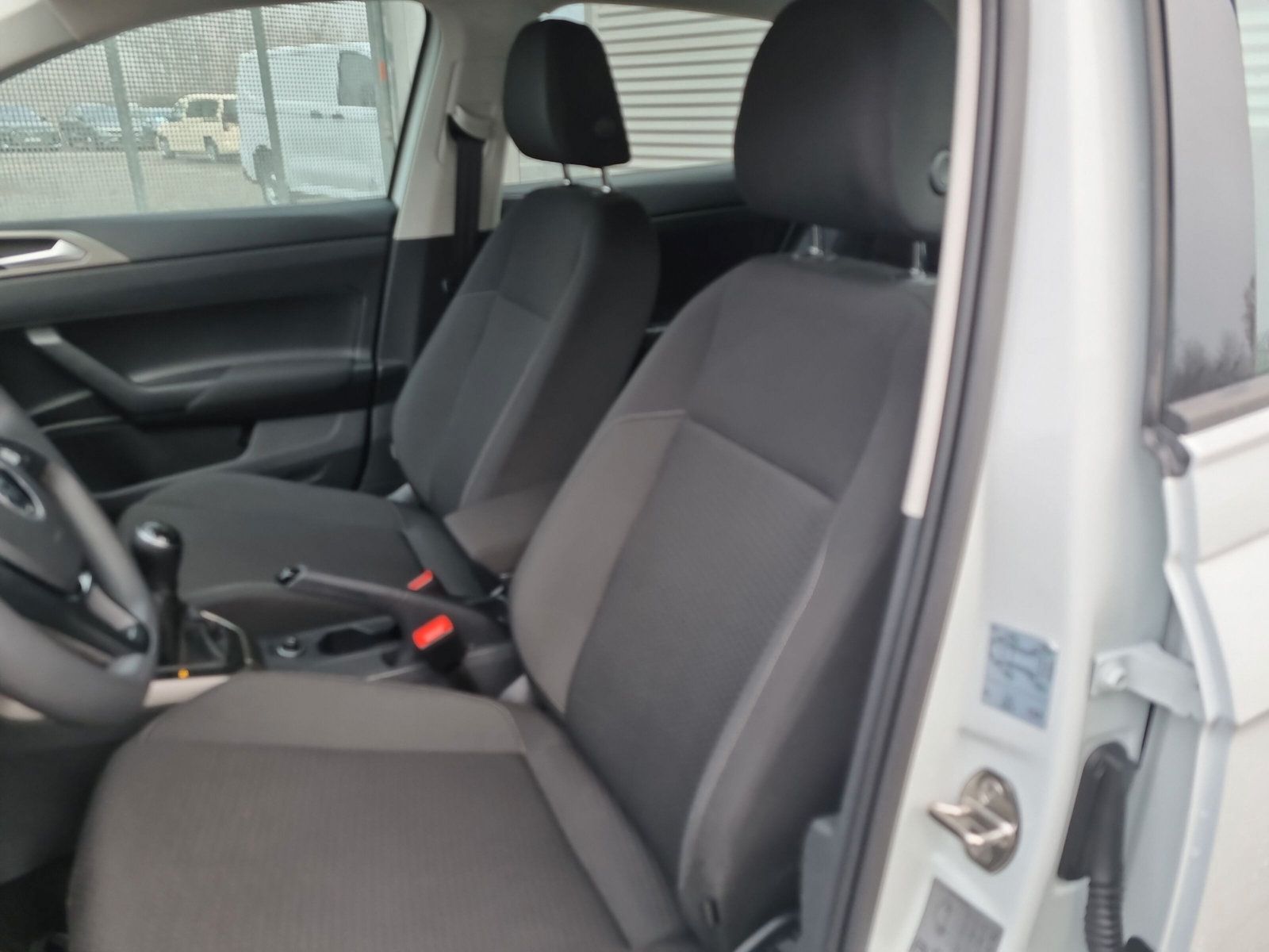 Fahrzeugabbildung Volkswagen Polo 1.0 Comfortline APP PDC SHZ KLIMA